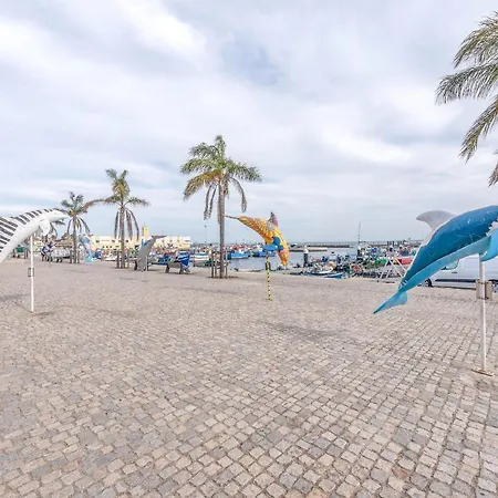 Azul By The Sea *