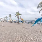 Azul By The Sea *